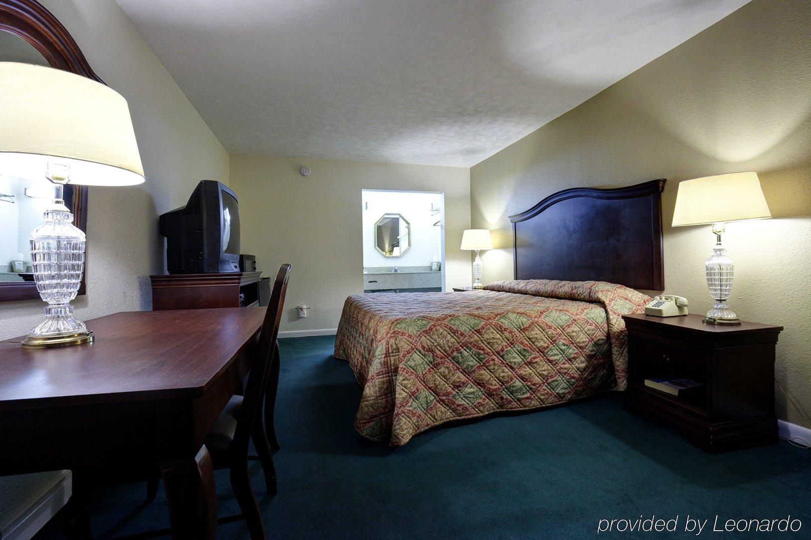 Americas Best Value Inn - Port Jefferson Station - Long Island Camera foto